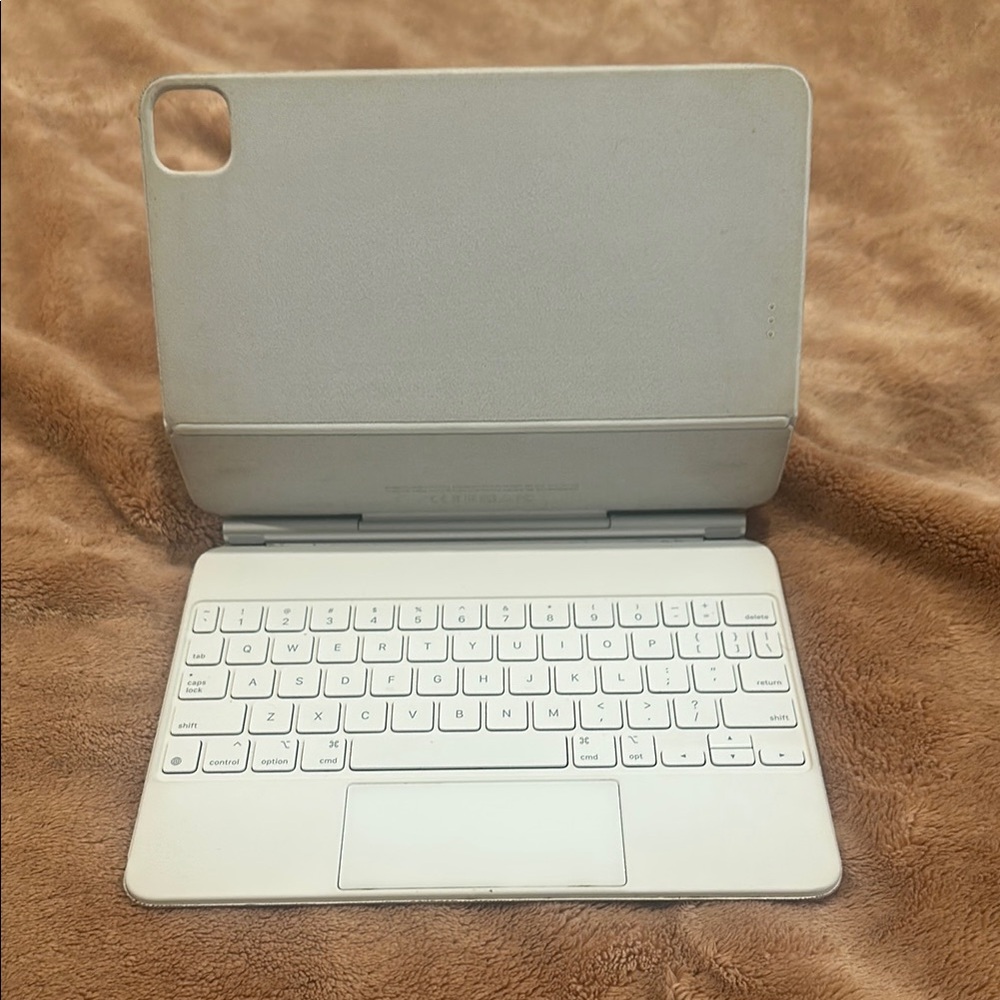 White Tablet Magic Keyboard Case